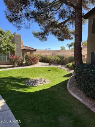 Photo #4: 6511741 Listing