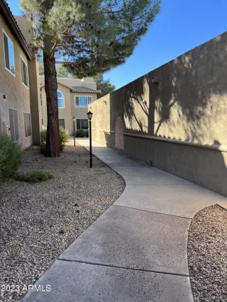 Photo #6: 6511741 Listing