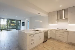 Photo #2: 6511762 Listing 