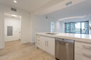 Photo #5: 6511762 Listing 