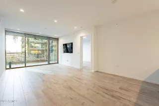 Photo #6: 6511762 Listing 