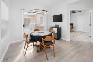 Photo #3: 6512071 Listing