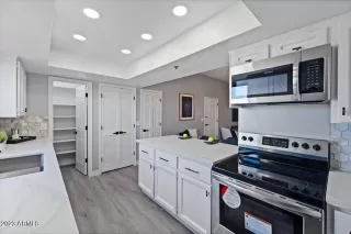 Photo #6: 6512087 Listing