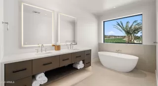 Photo #6: 6512342 Listing 