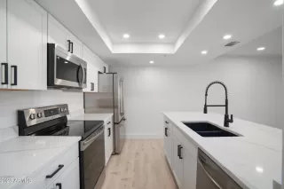 Photo #5: 6512377 Listing 