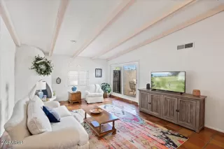 Photo #6: 6512417 Listing 