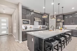 Photo #4: 6512453 Listing 