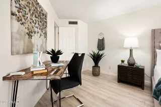 Photo #3: 6512455 Listing