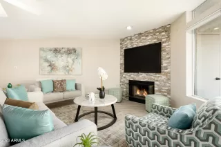 Photo #5: 6512455 Listing