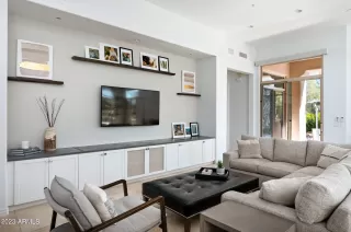 Photo #6: 6512607 Listing