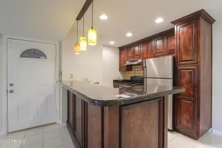 Photo #2: 6512801 Listing 