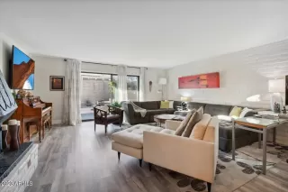 Photo #2: 6512890 Listing 