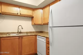 Photo #5: 6513004 Listing 