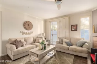 Photo #5: 6513082 Listing