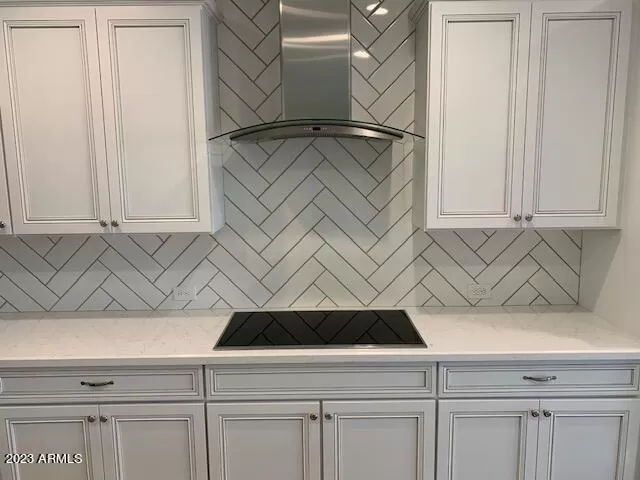 MLS: 6513103 Condo For Sale