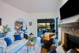 Photo #5: 6513208 Listing