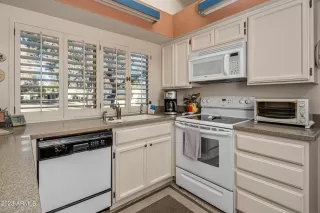 Photo #3: 6513446 Listing
