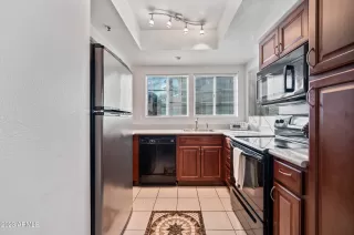 Photo #3: 6513472 Listing