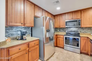 Photo #4: 6513495 Listing 