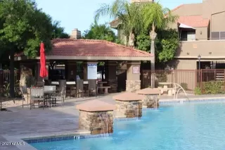 Photo #5: 6513539 Listing 