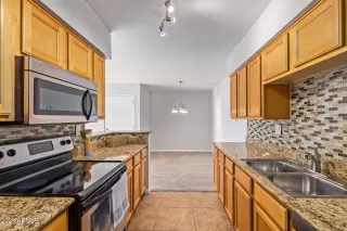 Photo #2: 6513542 Listing