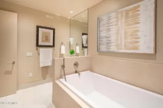 Photo #5: 6513589 Listing