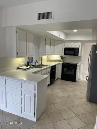 Photo #2: 6513619 Listing 