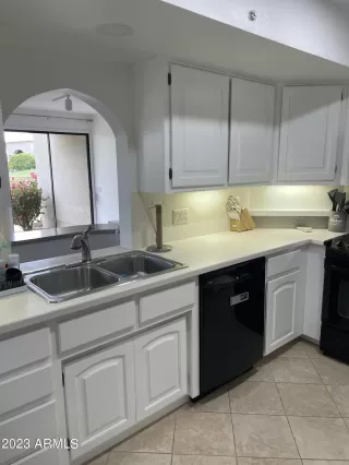 Photo #6: 6513619 Listing 