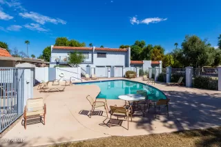 Photo #6: 6513700 Listing