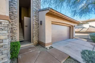 Photo #3: 6513702 Listing