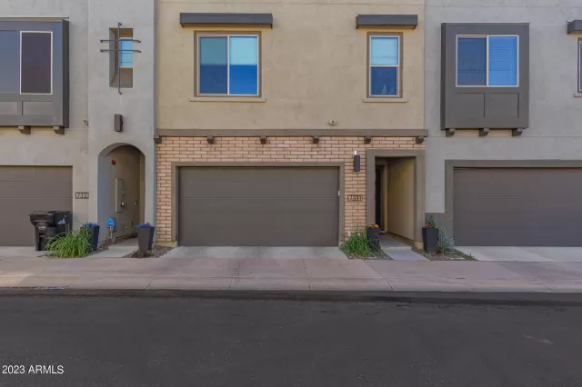 MLS: 6513732 Condo For Sale