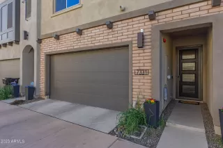 Photo #2: 6513732 Listing 