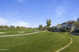 Photo #2: 6513770 Listing