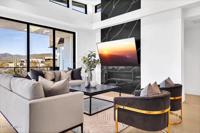 MLS: 6513810 Condo For Sale