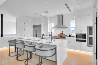 Photo #1: 6513810 Listing