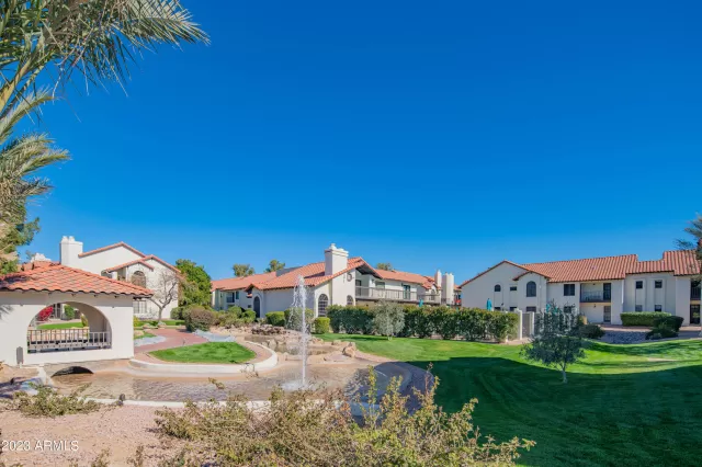 MLS: 6513923 Condo For Sale