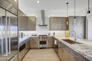 Photo #5: 6514001 Listing 