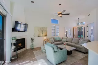 Photo #2: 6514160 Listing