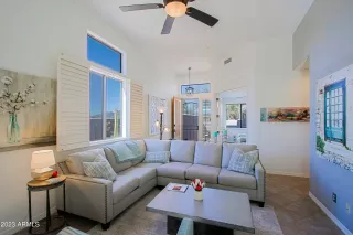 Photo #3: 6514160 Listing