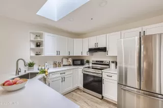 Photo #6: 6514327 Listing