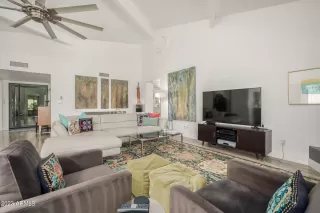 Photo #2: 6514612 Listing 