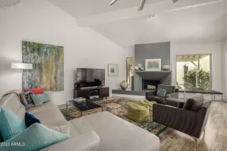 Photo #3: 6514612 Listing 