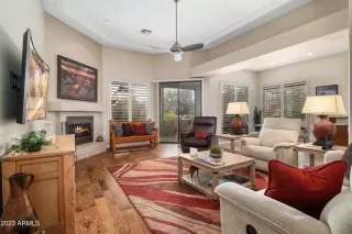 Photo #6: 6514656 Listing 