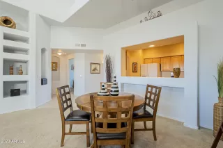 Photo #6: 6514684 Listing