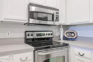 Photo #6: 6514686 Listing