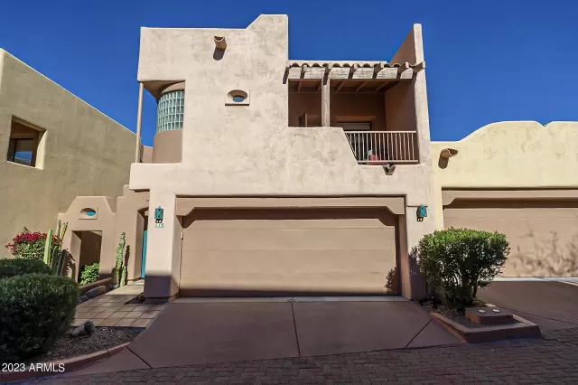 MLS: 6515002 Condo For Sale