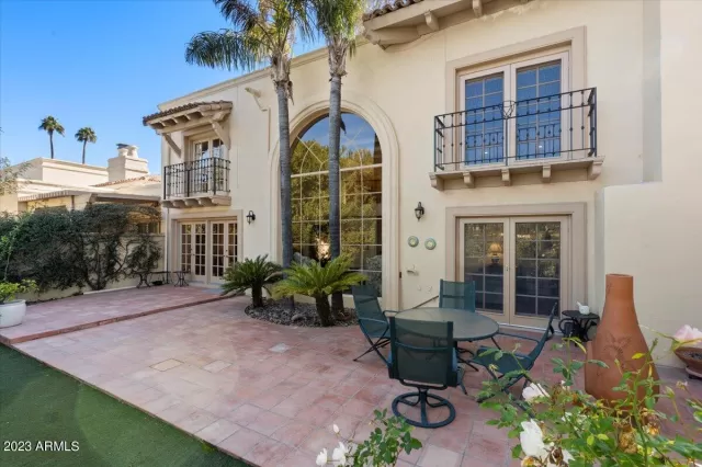 MLS: 6515043 Condo For Sale