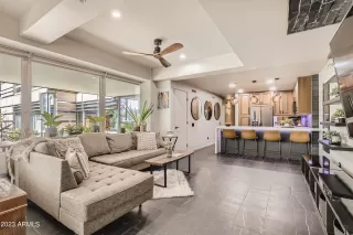 Photo #6: 6515068 Listing