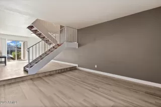 Photo #4: 6515134 Listing