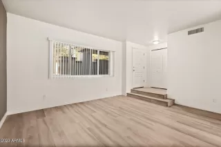 Photo #6: 6515134 Listing